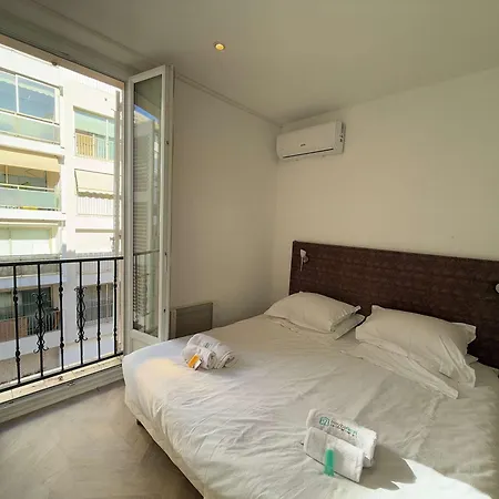 A025-appartement 2 - Carre D'or-hyper Centre דירה *