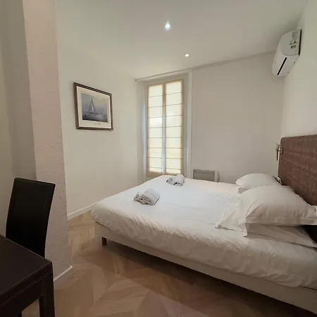 A025-appartement 2 - Carre D'or-hyper Centre דירה *