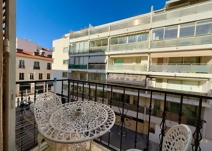 A025-appartement 2 - Carre D'or-hyper Centre