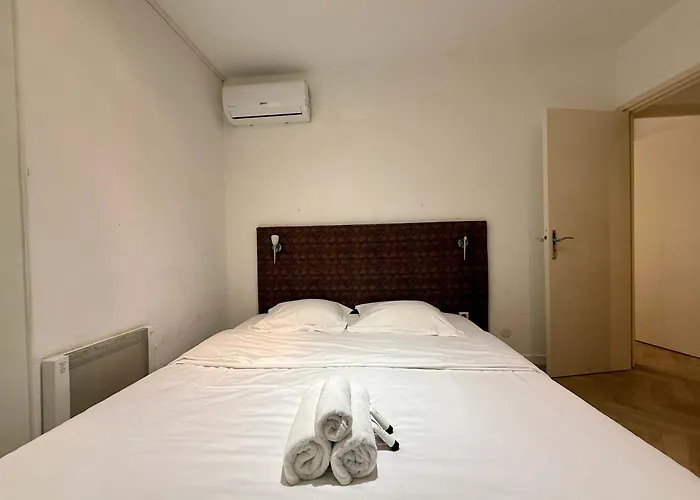 A025-appartement 2 - Carre D'or-hyper Centre *