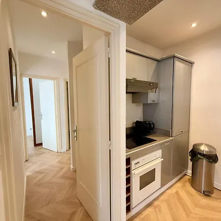 A025-appartement 2 - Carré D'or-hyper Centre *